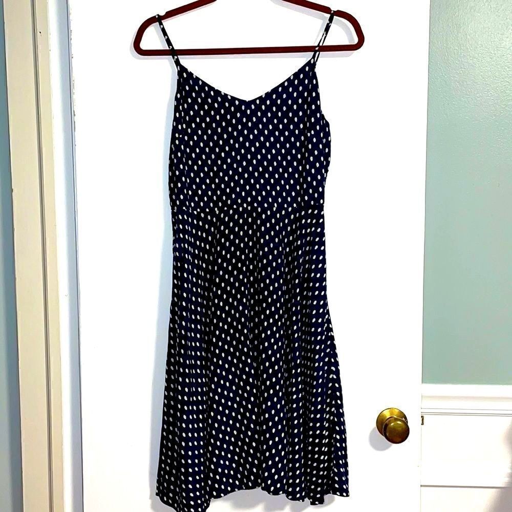 GAP navy & white polka dot spaghetti strap full skirt smock back rayon dress S